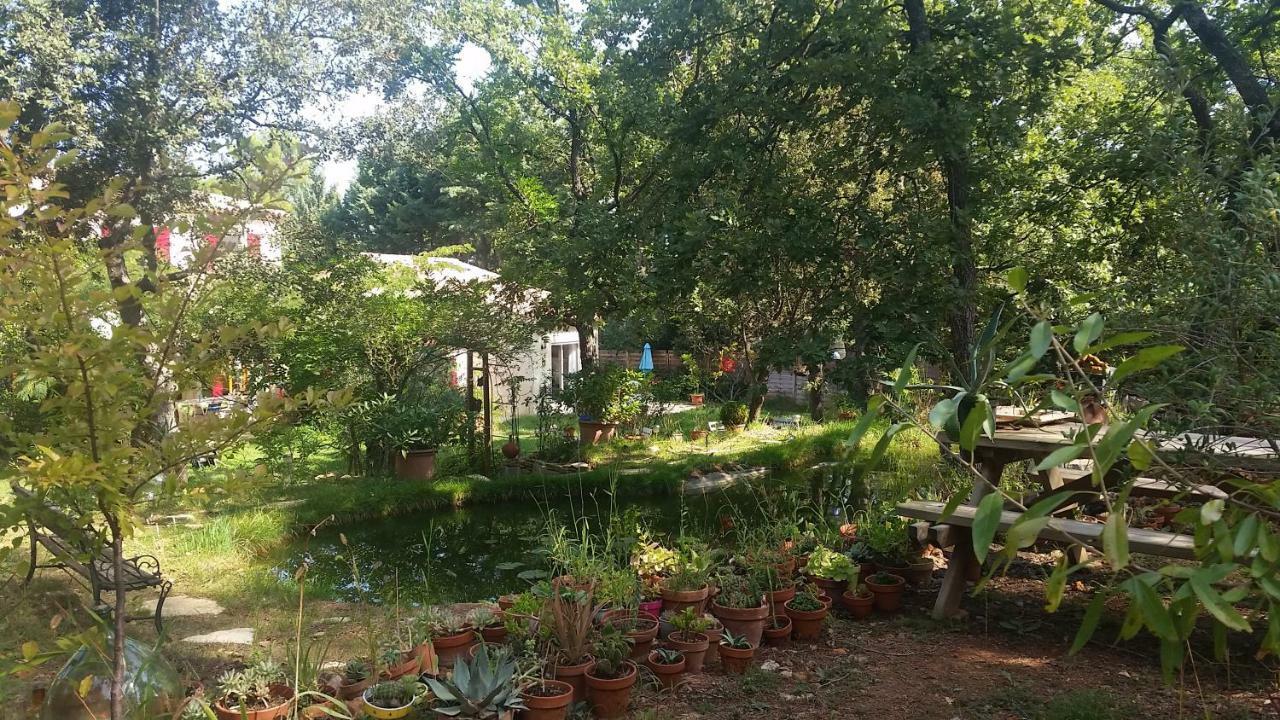 Villa Mylena Jouques Esterno foto